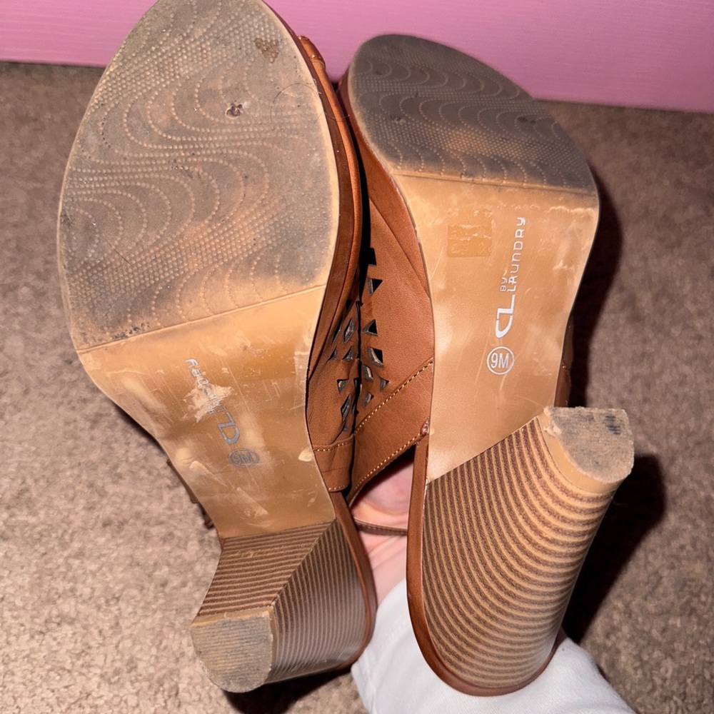 Heels - Picture 4 of 6